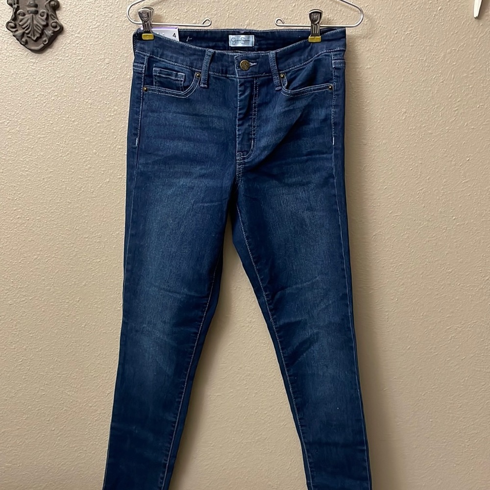 NWT jeans, size 4